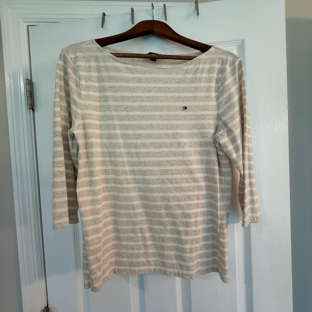 Tommy Hilfiger Women's Beige Striped 3/4 Sleeve Top